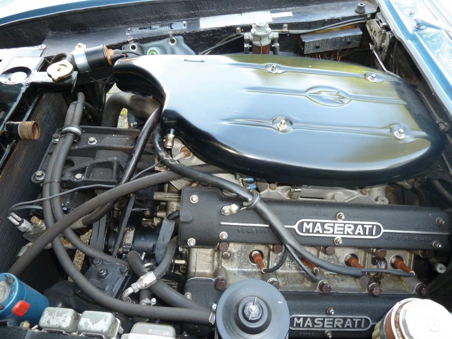  Maserati Mexico Coupeby Vignale 1972 года  (фото 14 из 15)